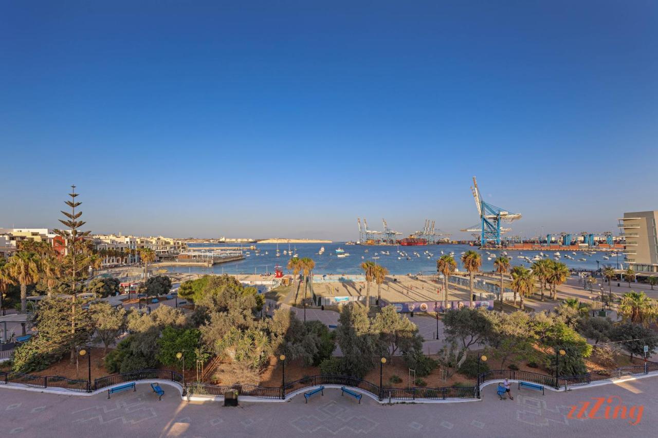 Luxurious Duplex Seafront Apt W Amazing Sea Views Бірзеббуджа Екстер'єр фото